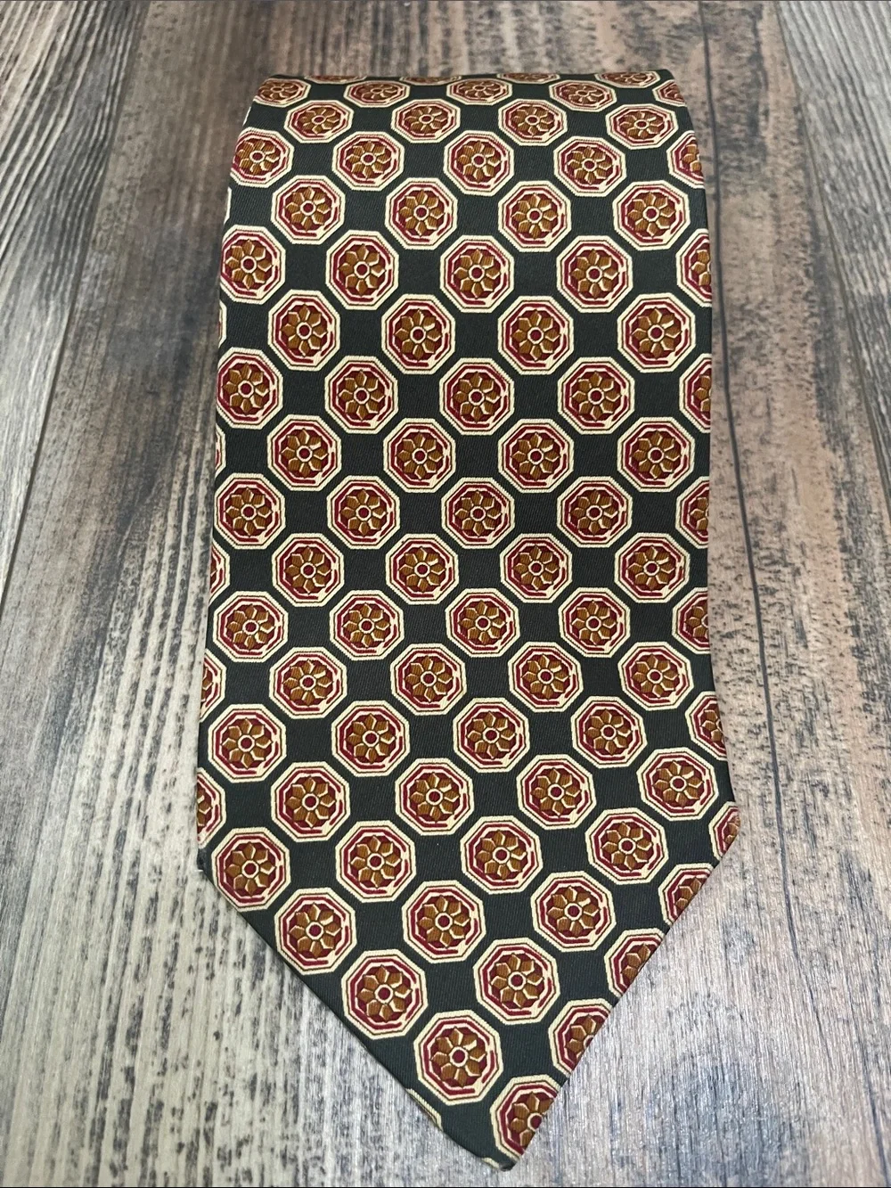 Banana Republic Green Tie with Burgundy and Gold Octagon Motif